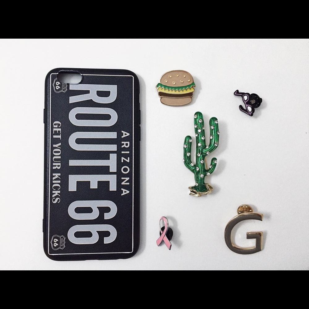 Cactus_burger_glasses_G pin/brooch